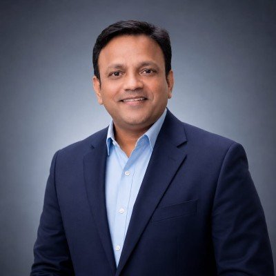 Paresh Naik Appointed Vice President – Channel Sales at Vikram Solar