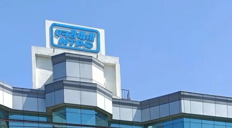 NTPC Green Energy Invites Bids For 3,300 MWh BESS Project At Khavda Solar Plant In Gujarat